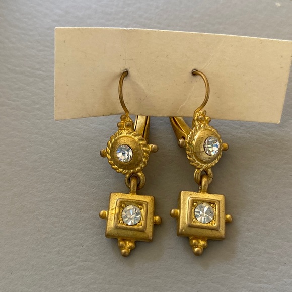 Vintage gold rhinestone earrings - Picture 1 of 3